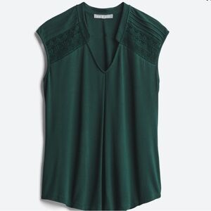 Daniel Rainn Caleena  Crochet Detail Short Sleeve Top ; Small ; Green